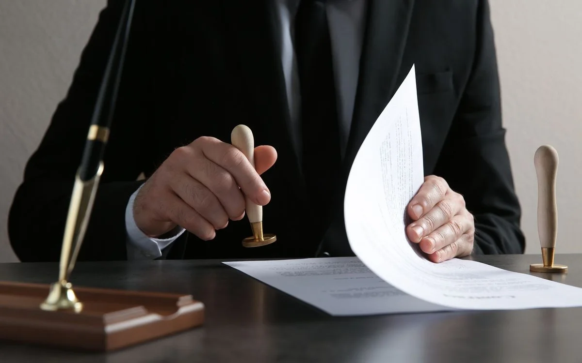 Notary's Role in the Notarization of Court Documents